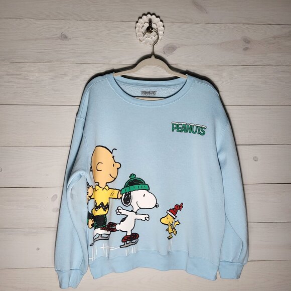PEANUTS Snoopy Sweatshirt Winter Ice Skating. - Picture 1 of 6